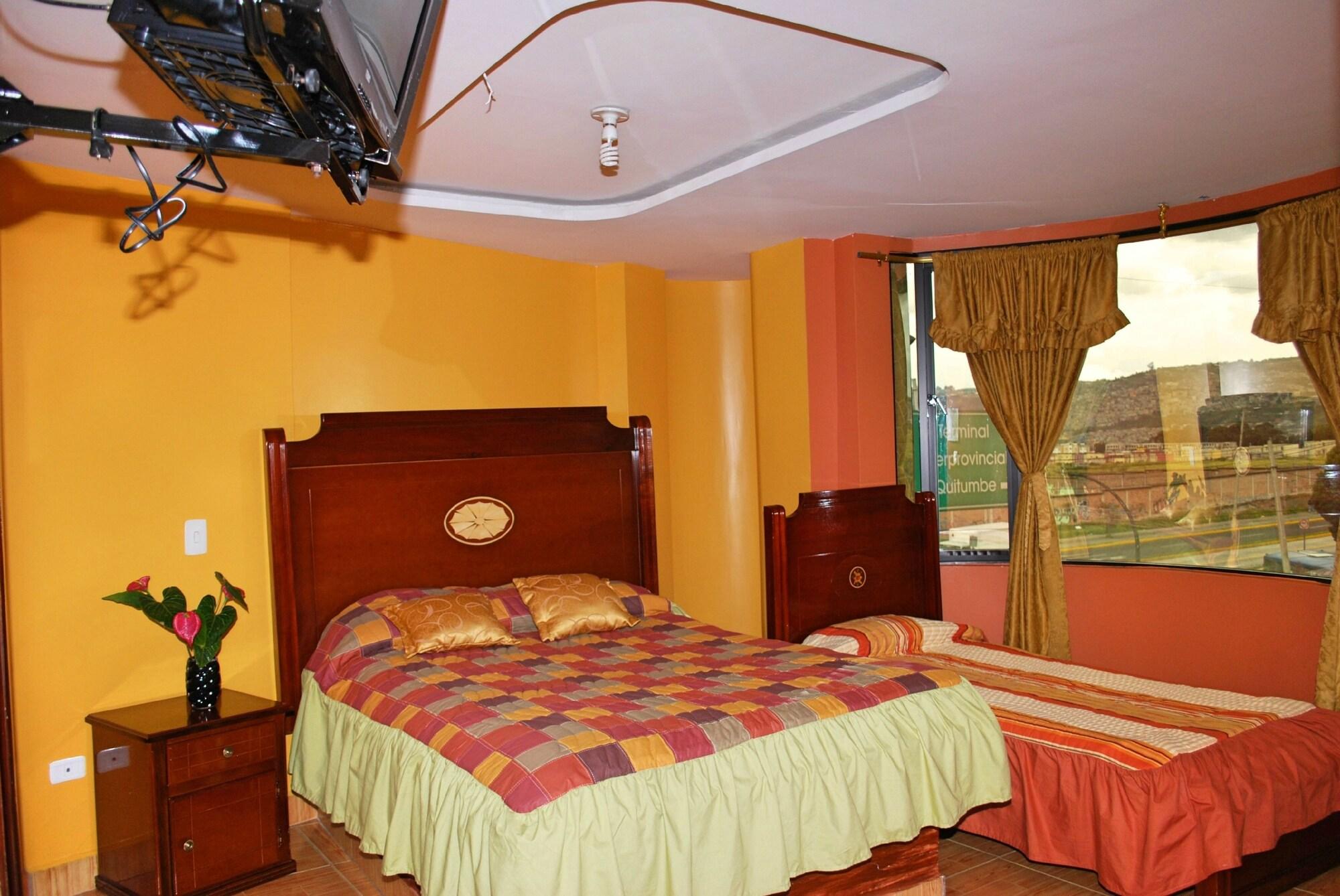 Hotel Gran Quitumbe Quito Bagian luar foto